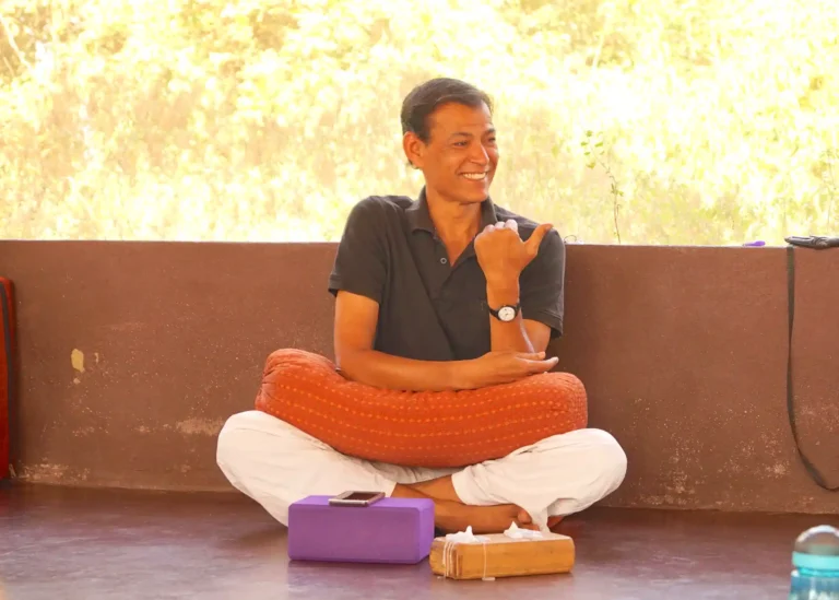 yoga retreat course in Switzerland Mahamukti Yoga School