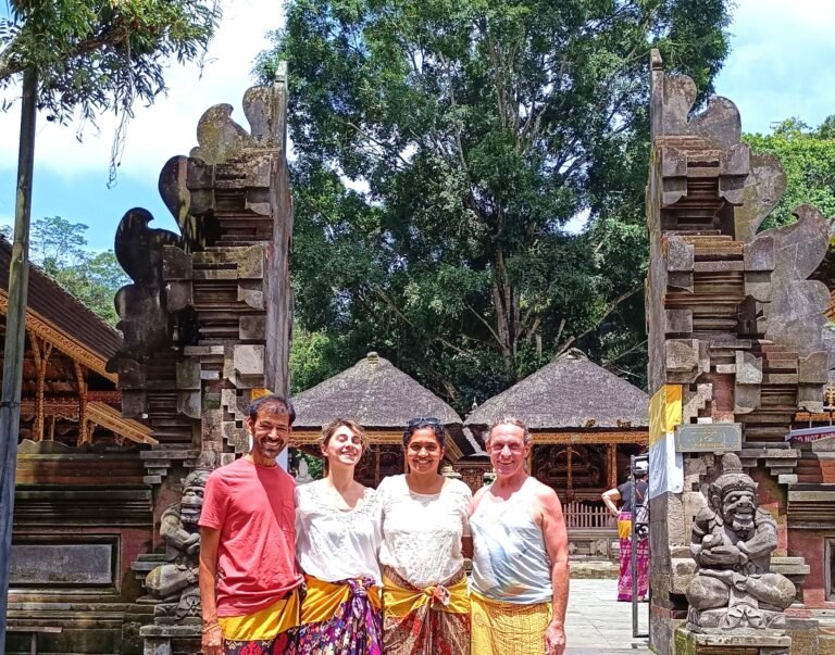 1714997473979 min Mahamukti Yoga School