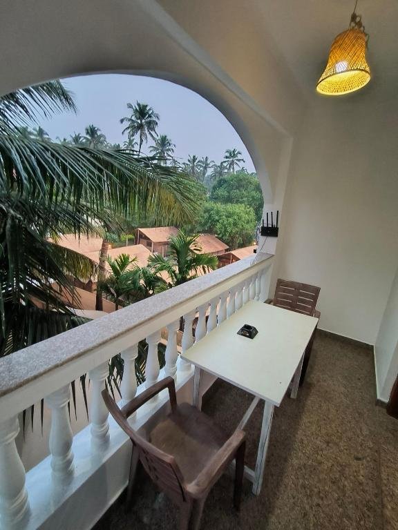 615426147 Mahamukti Yoga School